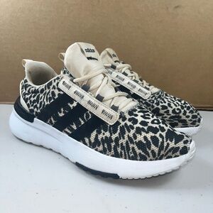 Youth Adidas Racer Terrex Trail 21  Black Animal Print Size 4.5 *flaw*